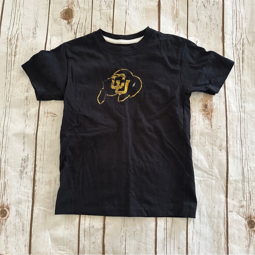 Colorado buffaloes tee 2/3 guc